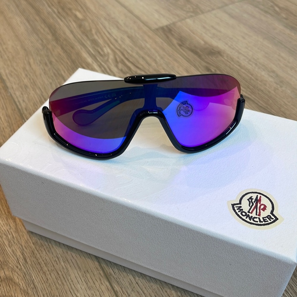 Moncler Sunglasses || BRAND NEW